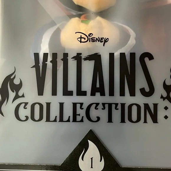 Disney Villains Evil Queen Plush with Gold Crown - Picture 2 of 5